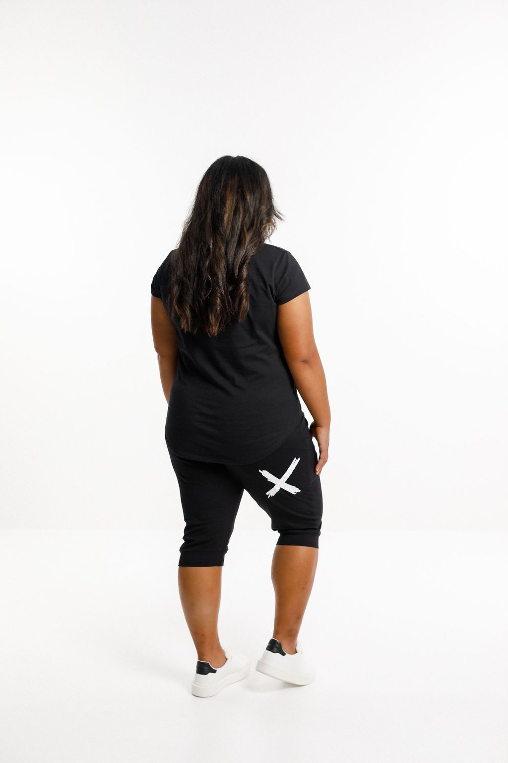 Homelee 3/4 Apartment Pants Black with WHITE X
