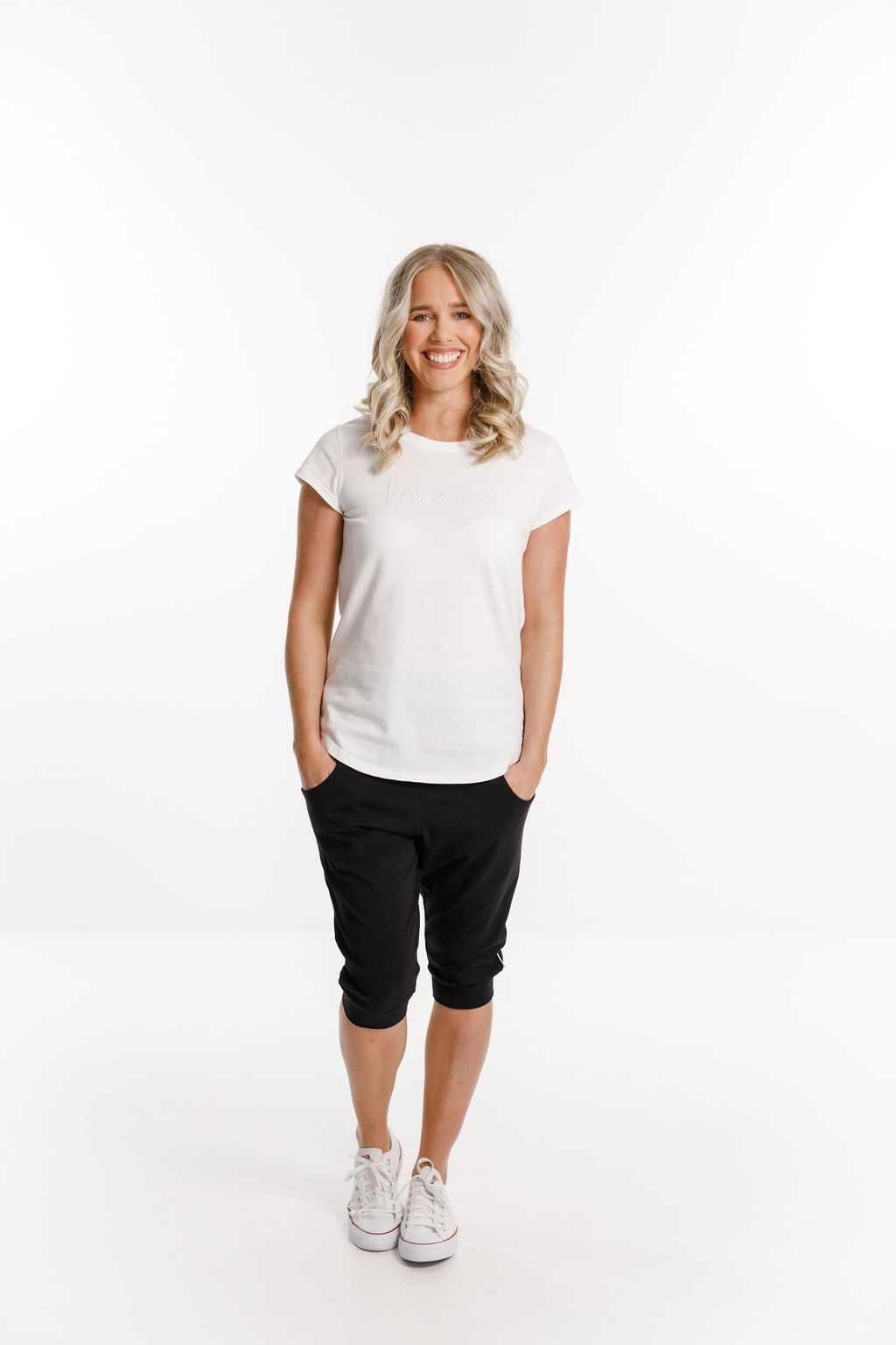 Homelee 3/4 Apartment Pants Black with WHITE X