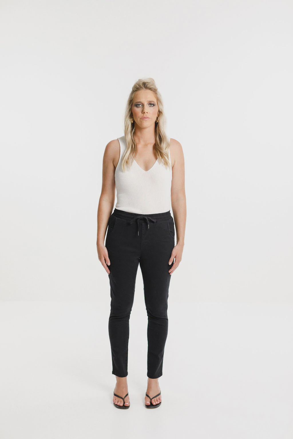 Home-Lee Daily Jeans Jet Black