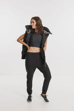 Load image into Gallery viewer, Rose Road Down Puffa Vest Black
