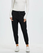 Load image into Gallery viewer, Foxwood Chelsea Pant Black
