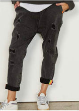 Load image into Gallery viewer, Hammill &amp; Co Denim Jeans Black Wash
